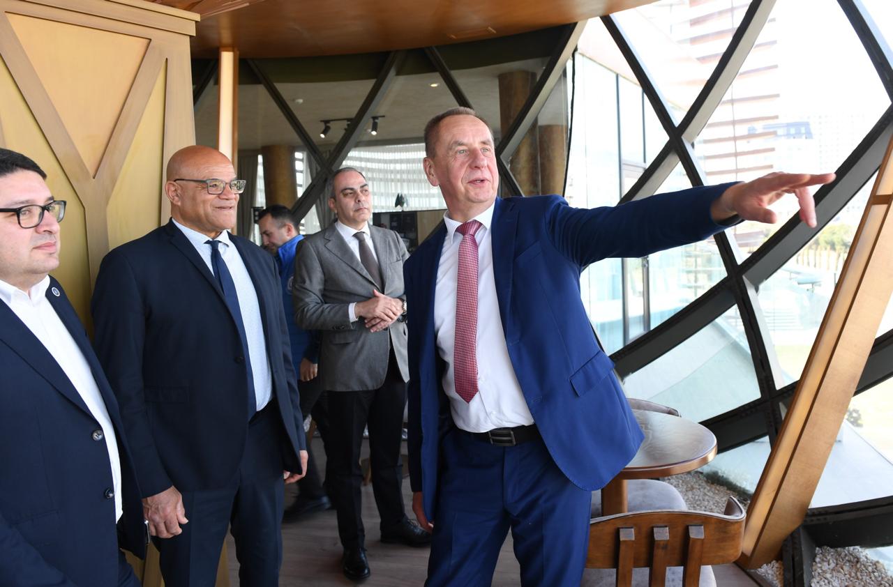 Beynəlxalq federasiya rəhbərləri Bakıda avarçəkmə məşqlərini izlədilər